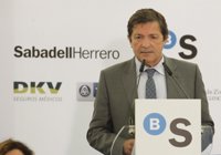 Javier Fernández, sobre la candidatura de Emilio León: "si quiere presentarse que lo haga"