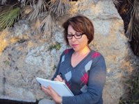 Ana María Alcaraz recita este lunes en el Café Zalacaín dentro de los 'Lunes Literarios'