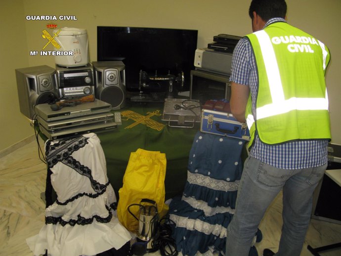 Material intervenido en los robos con detenidos en Sevilla