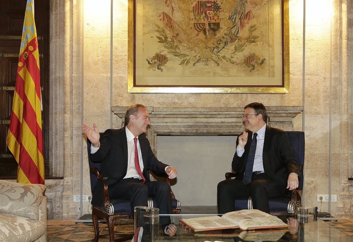 Fabra y Puig en un encuentro en el Palau de la Generalitat