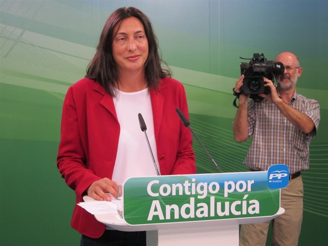 La secretaria general del PP-A, Dolores López Gabarro