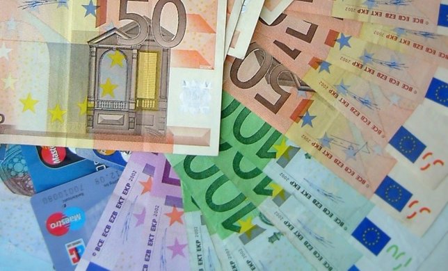 Billetes, dinero, euros, salario, renta