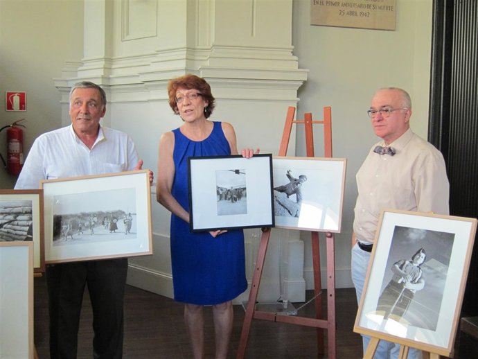 Presentación de la donación de 53 piezas de Agustí Centelles