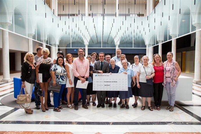 La Caixa aporta 100.000 euros a once 'Comedores con alma'