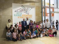 Guggenheim de Bilbao muestra trabajos de 143 escolares vascos