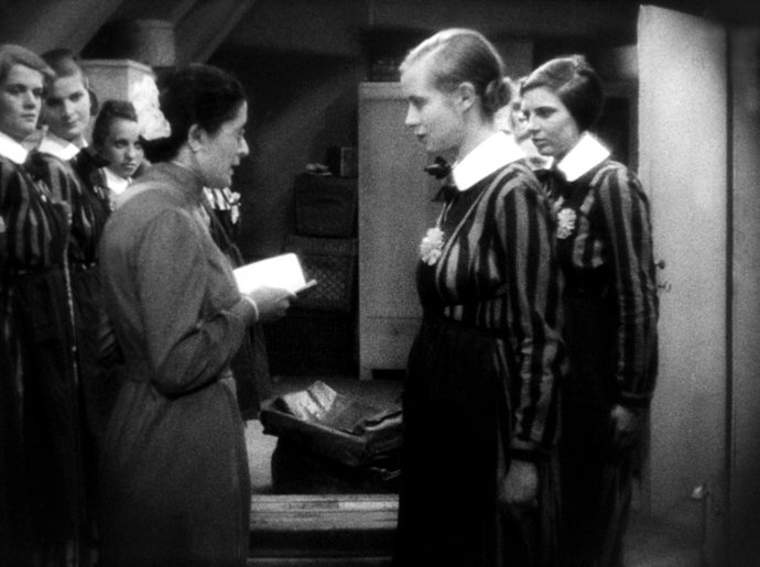 Fotograma de 'Muchachas de uniforme', de Leontine Sagan