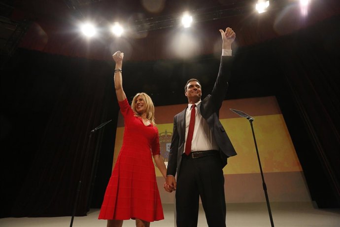 Pedro Sánchez y su mujer, Begoña