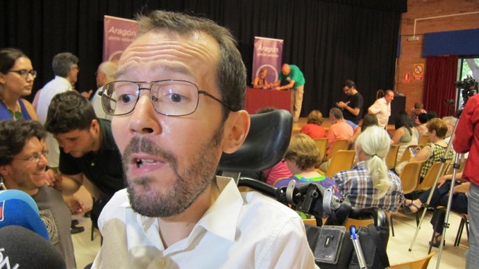 El secretario general de Podemos Aragón, Pablo Echenique