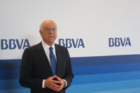 González (BBVA) ofrece su ayuda a Carmena para evitar desahucios
