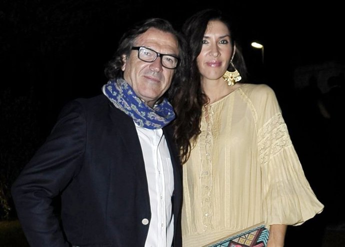 Pepe Navarro y su mujer