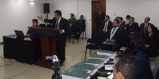 Ex fiscal general de Perú ante el CNM