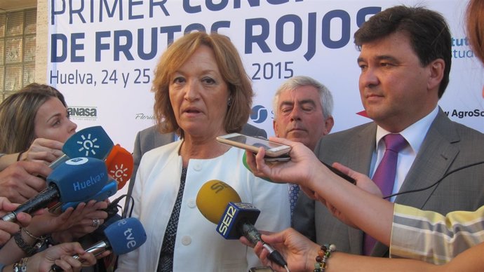 La consejera de Agricultura, Carmen Ortiz.