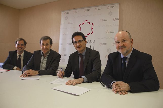 Firma convenio Universidad Isabel I y Aula Learning 