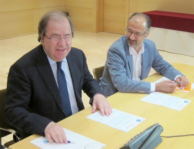 Juan Vicente Herrera junto al delegado de C's en CyL, Luis Fuentes