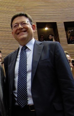 Ximo Puig en las Corts Valencianes