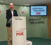 PSOE-A critica la "incoherencia" del PP-A al recurrir el reparto de la Mesa del Parlamento