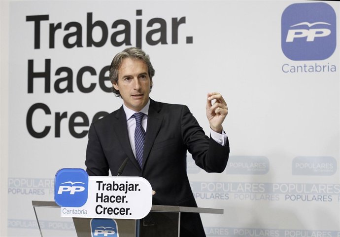 Iñigo de la Serna en rueda de prensa