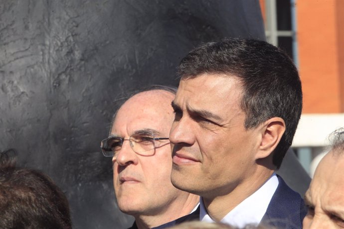 Ángel Gabilondo y Pedro Sánchez