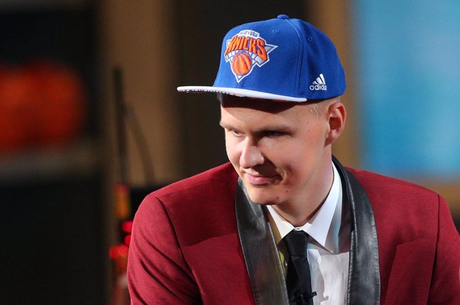 Kristaps Porzingis, elegido en el NBA Draft por New York Knicks