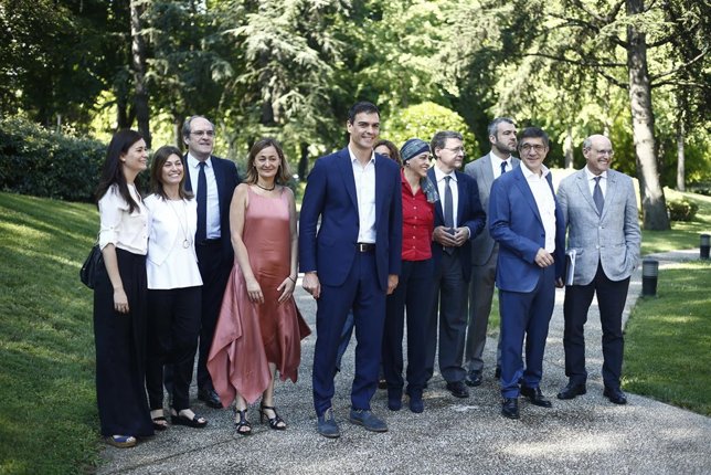 Equipo de expertos del PSOE para programa elecciones de Pedro Sánchez