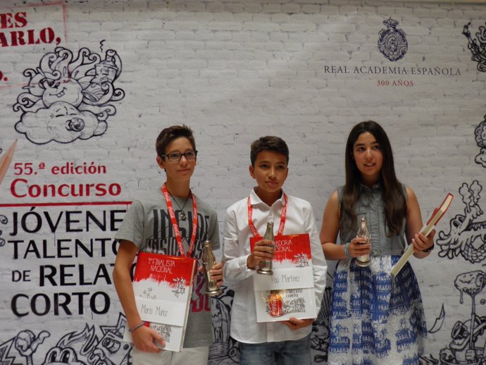 Los tres ganadores del 55º Concurso Coca-Cola de Relato Corto
