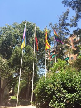 Bandera Gay en el ayuntamiento de Ripollet
