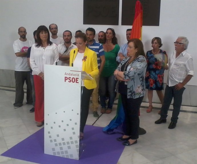 Lectura del manifiesto del PSOE-A por el día del Orgullo Lgtbi
