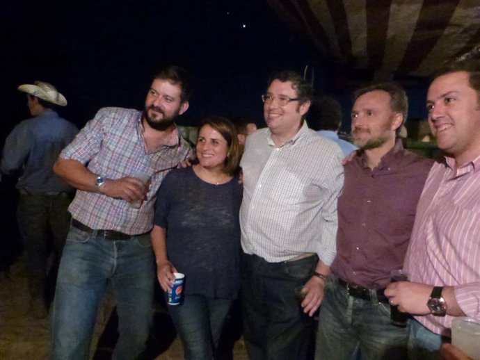 José Fiscal y la alcaldesa de Almonte, en la noche previa a la Saca de Yeguas. 