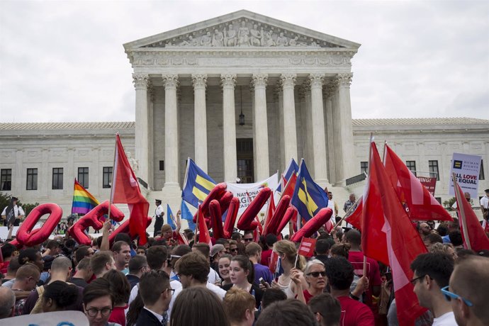 Celebran decisión Supremo de EEUU sobre matrimonio homosexual