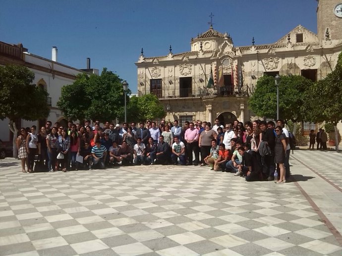 Visita de jóvenes mexicanos a Lora del Río (Sevilla)