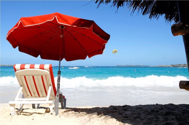 Caribe, playa, sombrilla, tumbona, tomar el sol
