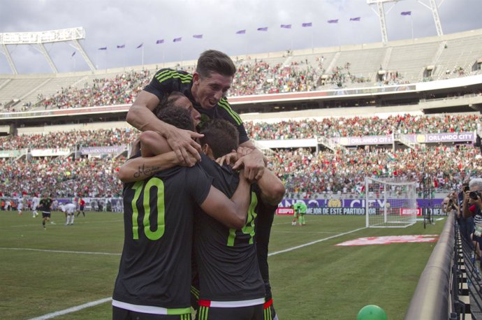 Soccer: Costa Rica vs Mexican National Team
