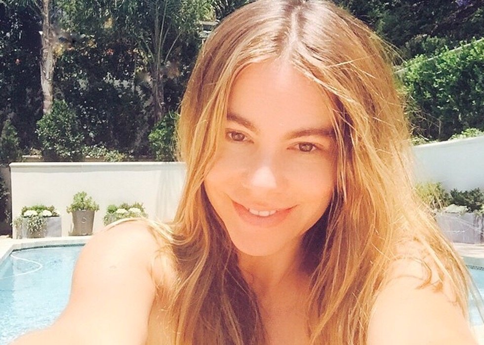 Sofía Vergara selfie piscina sin maquillaje al natural