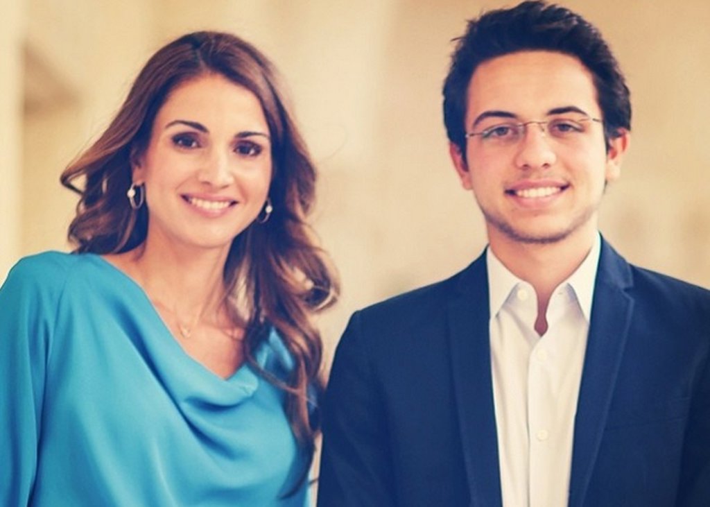 Rania de Jordania presume de felicitación a su 'increíble' hijo