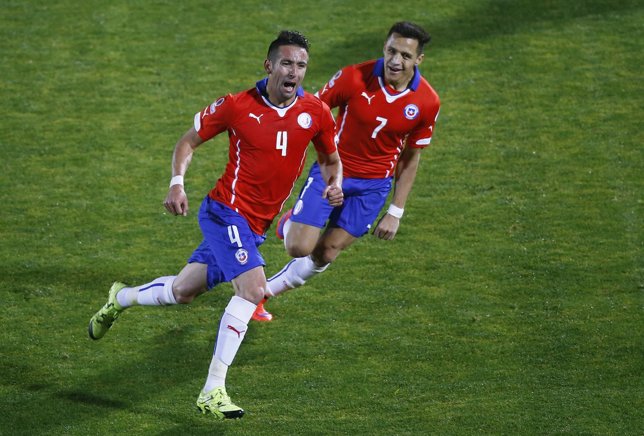 Chile derrota Uruguai por 1 x 0 em partida polêmica e avança na Copa América