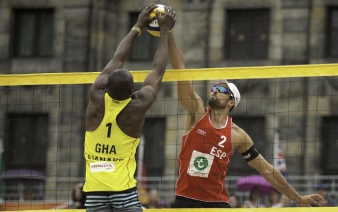 Herrera-Gavira y Fernández-Baquerizo pasan de ronda en el Mundial