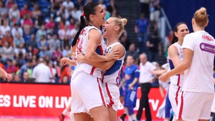 Serbia sucede a España como campeona de Europa