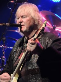 Muere a los 67 años Chris Squire, bajista fundador de Yes