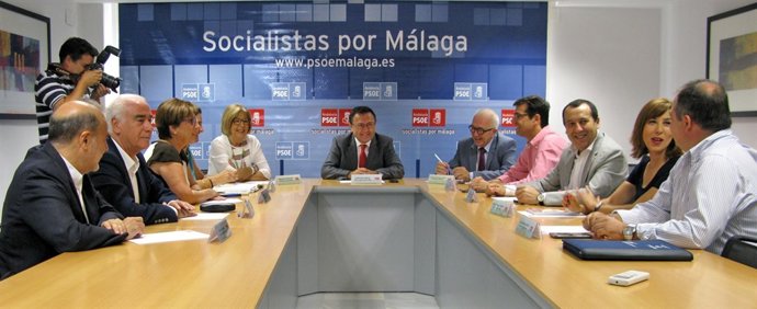 Adelaida de la Calle, Heredia y Sánchez Maldonado se reúnen con PSOE