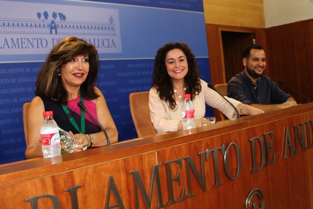 Cambrollé, Nieto y González en rueda de prensa