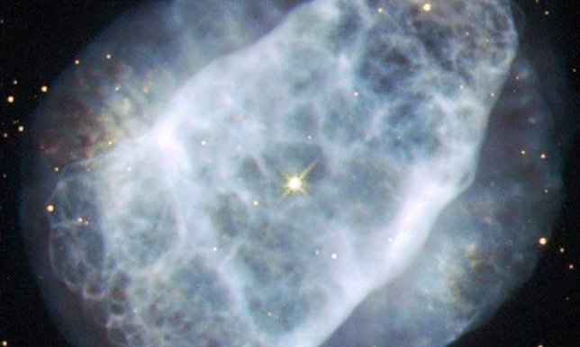 Nebulosa NGC 6153