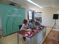 Impulsan una red vecinal de apoyo a víctimas de violencia de género