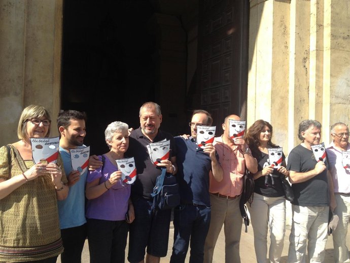 Vicent Marzà, segundo por la izquierda, en una protesta contra la Ley Mordaza 