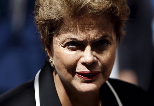 Dilma diz que câmbio pode dar novo status a comércio e vê chance de crescer com 