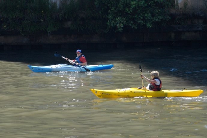 Practicando deporte en kayak