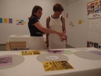 Instalación gigante enseña las neuronas de forma interactiva