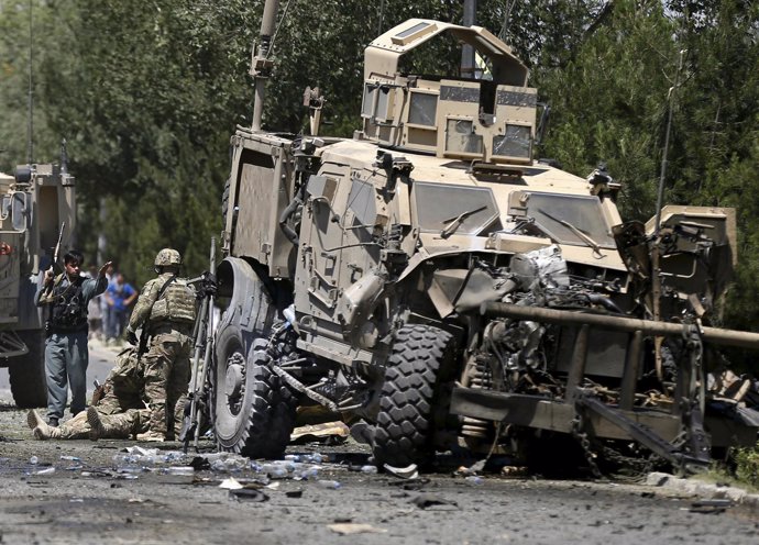 Atentado en Kabul contra un convoy militar
