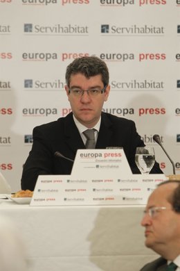 Álvaro Nadal en los Desayunos de Europa Press