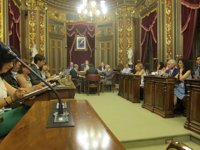 El Gobierno de Bilbao mantiene los  sueldos a los ediles