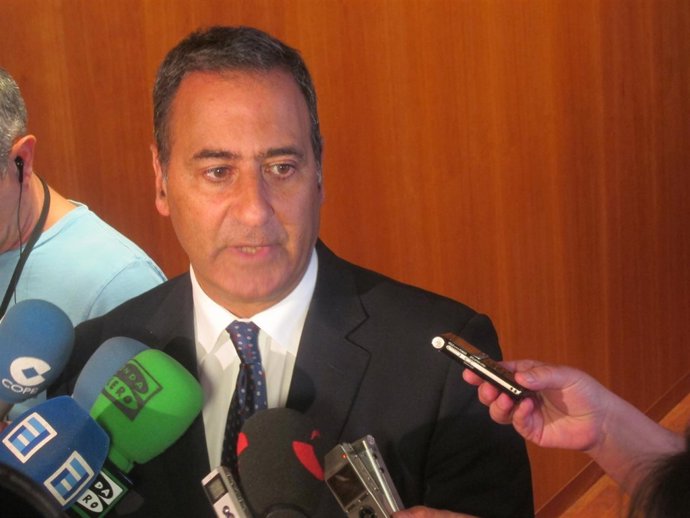 El portavoz del PSOE en la Junta General, Fernando Lastra 